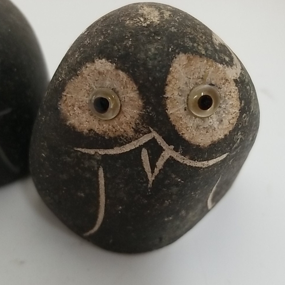 Pair Vintage Stone Owls - Picture 2 of 4